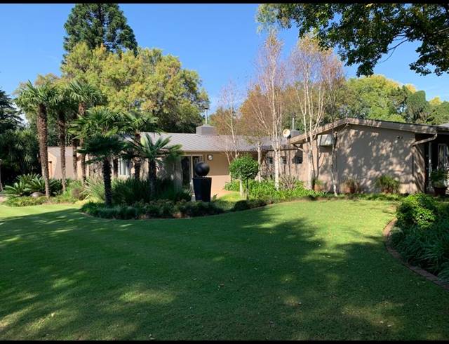 4 BEDROOM HOUSE FOR SALE IN VANDERBIJLPARK SW 5